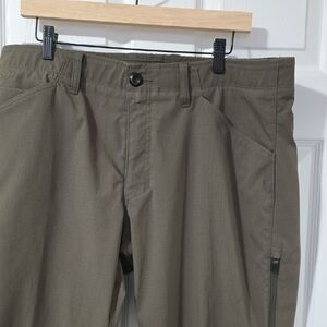 Under Armour Men's Khaki Cargo Pants
